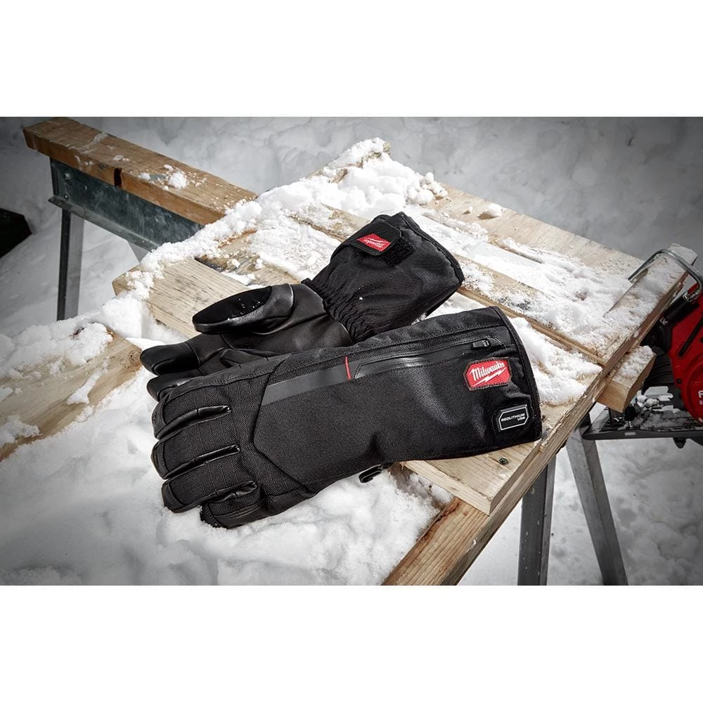 Milwaukee X-Large Rechargeable Heated Gloves with REDLITHIUM USB Battery and Charger 8 Milwaukee X-Large Rechargeable Heated Gloves with REDLITHIUM USB Battery and Charger - Image 8