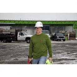 Milwaukee Men's Small Olive Green Heavy-Duty Cotton/Polyester Long-Sleeve Pocket T-Shirt -Workwear Sales Store milwaukee t shirts 602og s 1f 1000