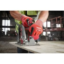 Milwaukee Large Red Nitrile Level 2 Cut Resistant Dipped Work Gloves -Workwear Sales Store milwaukee work gloves 48 22 8927 66 1000
